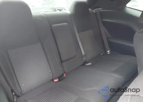 2016 Dodge Challenger Sxt z USA, uszkodzony, nr VIN 2C3CDZAG9GH315844